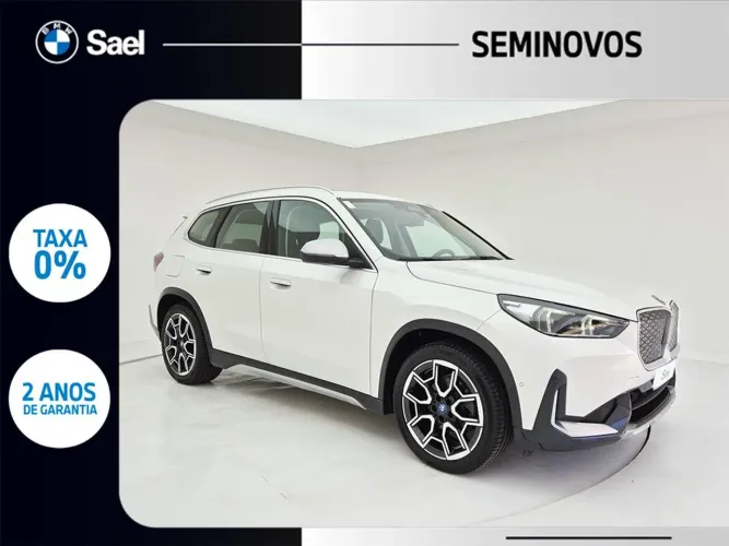 BMW IX1 Edrive20 X-line Aut. (elétrico) 2025