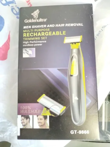 VENDENDO BARBEADOR E APARADOR DE PELOS