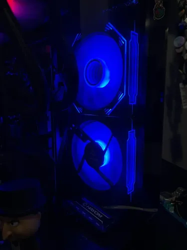 Vendo Fans Hayom originais com controladora própria. 