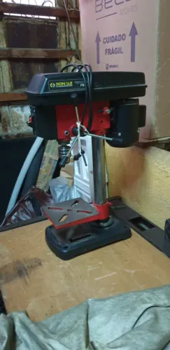 Furadeira de Bancada para trabalhar metais FB 13 mm