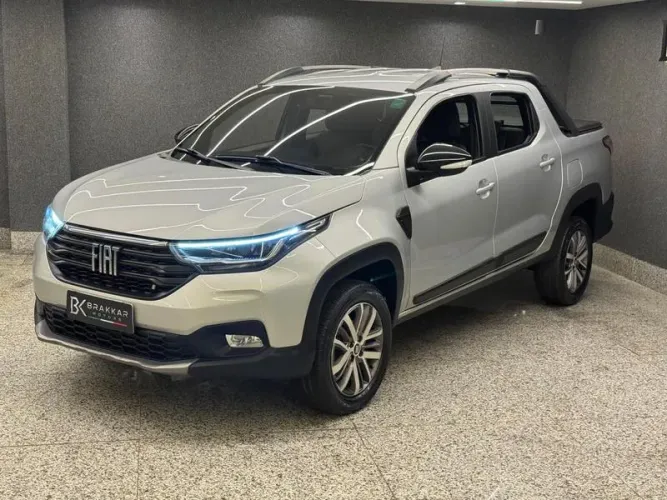 Fiat Strada Volcano 1.3 Flex 8V CD 2025