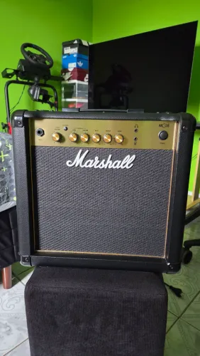 Amplificador Guitarra Marshall MG15 - 120V- Perfeito p/ Estudo (Pouco Uso)