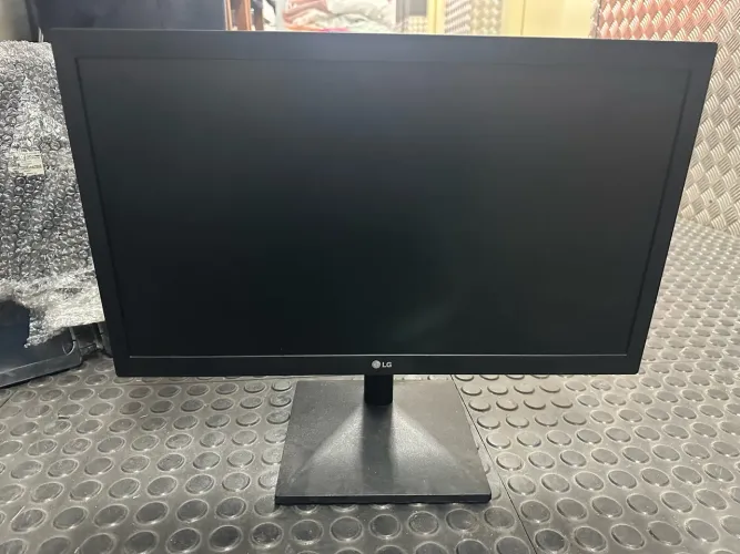 Monitor LG 19.5" Widescreen (Modelo 20MK400H) - HDMI e VGA