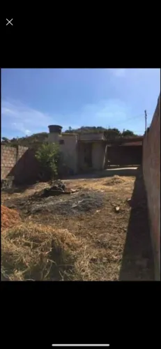 Lote/ terreno com Cômodo, Garagem e Infraestrutura em Santa Luzia