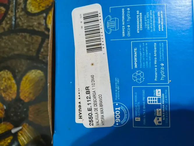 Válvula de descarga Hydra na caixa
