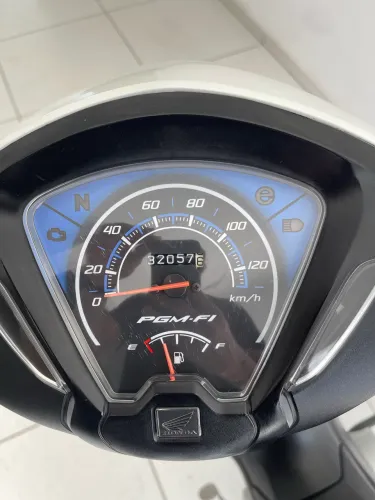 Moto muito conservada