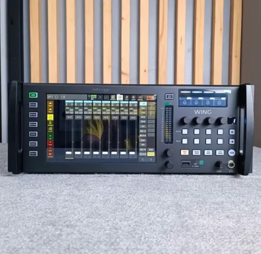 Wing Rack Behringer 