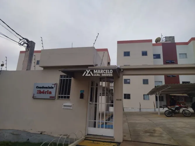 Apartamento de 2 dormitórios com suíte, Candeias e garagem coberta em Vitória da Conquista