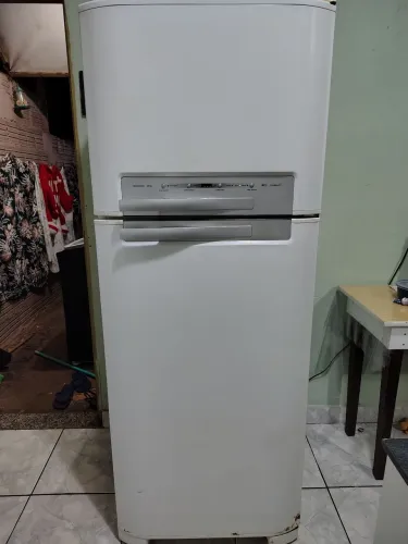 Geladeira Eletrolux