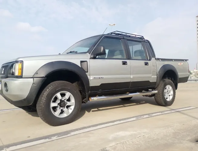 Mitsubishi L200 GLS 2.5 4X4 CD Diesel 2005