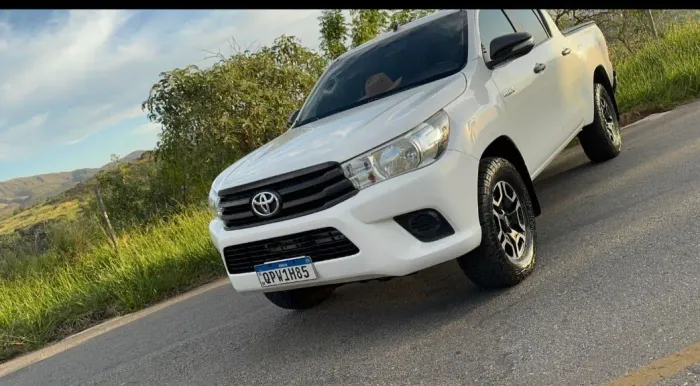 Toyota Hilux CD 4X4 2.8 Diesel Mec. 2019