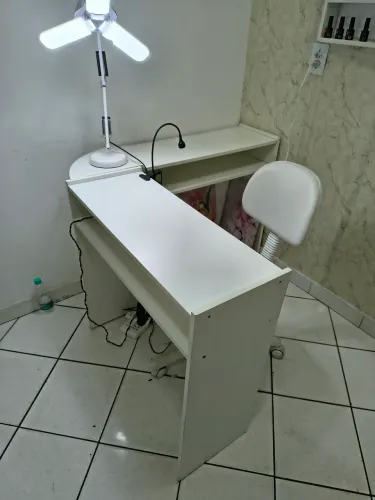 Mesa para manicure