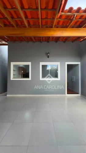 Vendo casa no Bairro São Lucas, Garagem dois carros, três quartos, áreas, piso vinilico.
