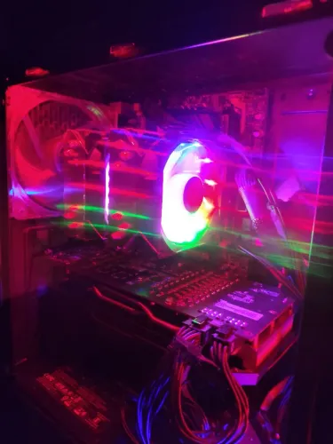 ?VENDO PC GAMER RODA TUDO?