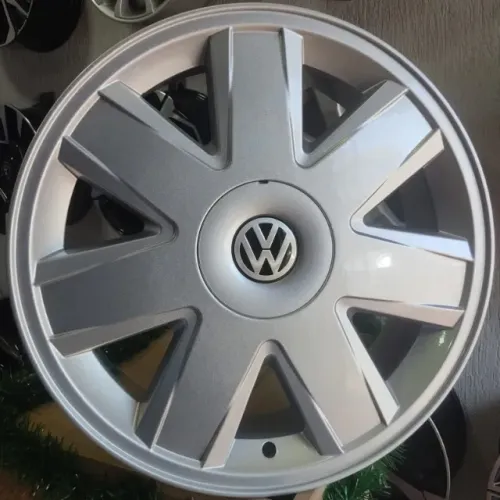 Jg de rodas Santana Comfortline 17 4x100 + 185/35R17 Aptany - R$ 4.990,00