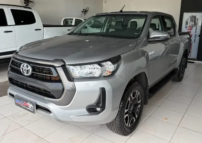 Toyota Hilux CD SR 4X4 2.8 TDI Diesel Aut. 2024