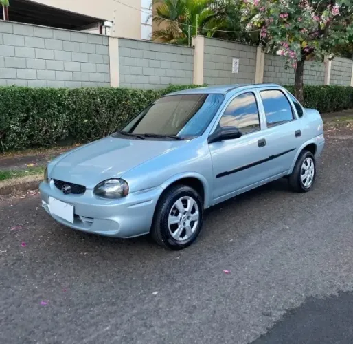 Chevrolet Corsa SED Class.spirit 1.0/1.0 Flexpower (álcool) 2006