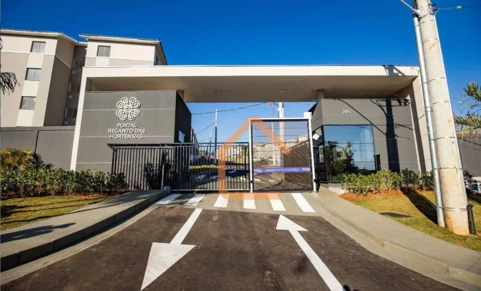 Apartamento com 2 dormitórios à venda, 46 m² por R$ 190.000 - Cidade Jardim - Pouso Alegre