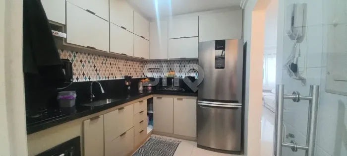 Casa em Condominio Fechado de 03 dormitórios Vila Santos