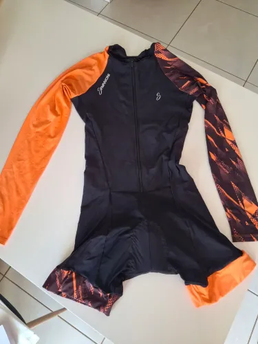 Macaquinho Ciclismo Feminino Savancini Original P Manga Longa Preto/Laranja (P)