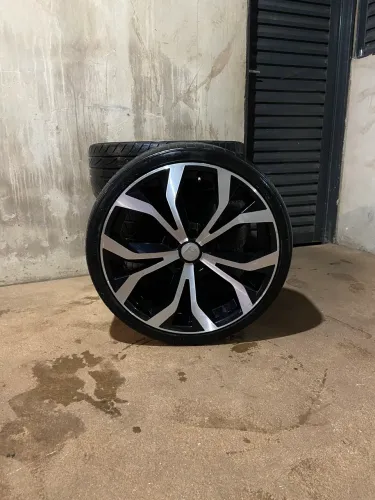 Estou vendendo essas rodas no precinho para ir embora rápido!!!