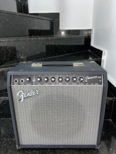 Amplificador fender 