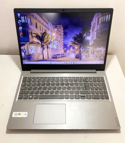 Notebook Lenovo Ryzen 5