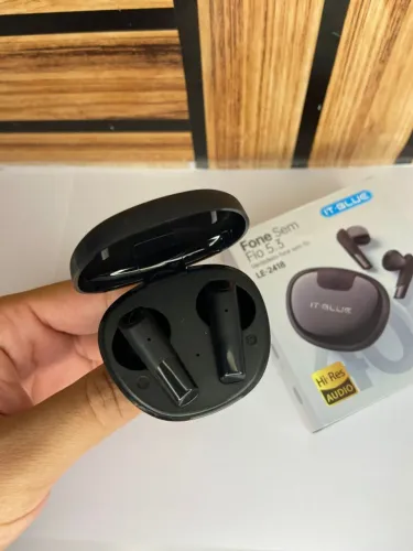 Fone de ouvido Bluetooth Wireless 5.3 It Blue LE-2418 preto 
