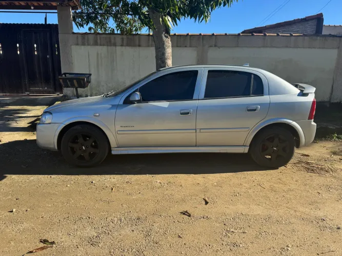 Chevrolet Astra Elegance 2.0 MPFI Flexpower 8V 5P 2005