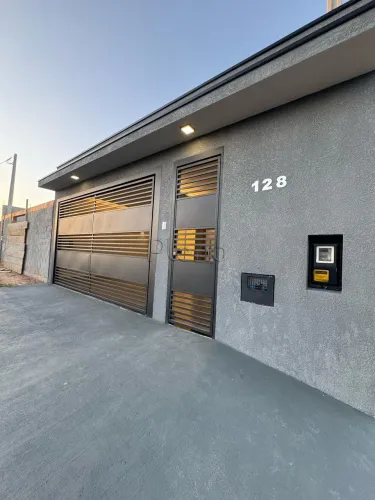 Casa à venda em Indaiatuba, Jardim Bom Sucesso, com 3 suítes, com 138 m²