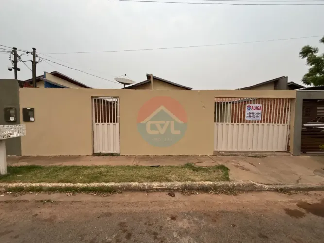 EXCELENTE CASA LOCALIZADA NO RESIDENCIAL PARQUE DAS AMERICAS, PROXIMO A COCA COLA E AO PES