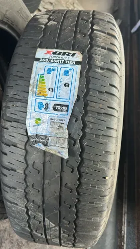 Pneu 265/65 17
