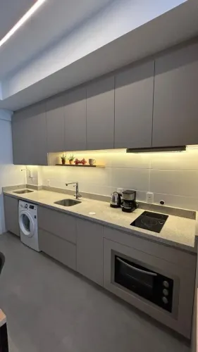 Studio com 1 dormitório para alugar, 30 m² por R$ 4.565,01/mês - Centro - Florianópolis/SC