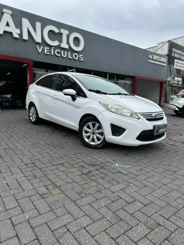 Ford Fiesta SE 1.6 16V Flex 5P 2011