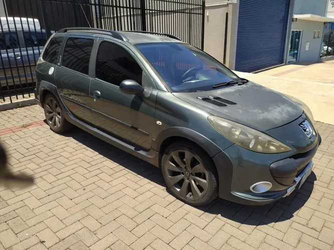 Peugeot 207 SW Escapade 1.6 16V Flex 5P 2009