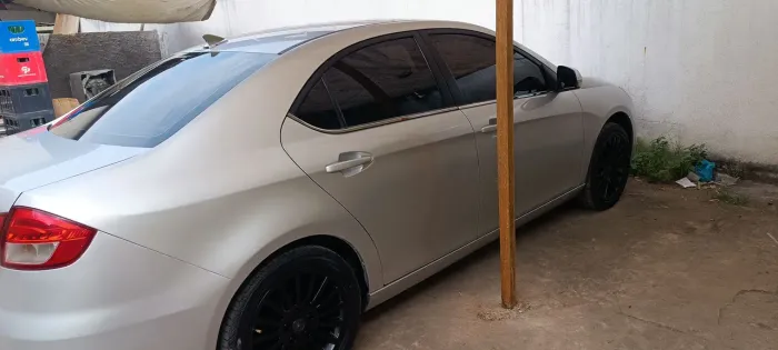 JAC J5 Sedan 1.5 16V 4P Mec. 2016