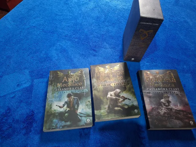 Livro As peças infernais 