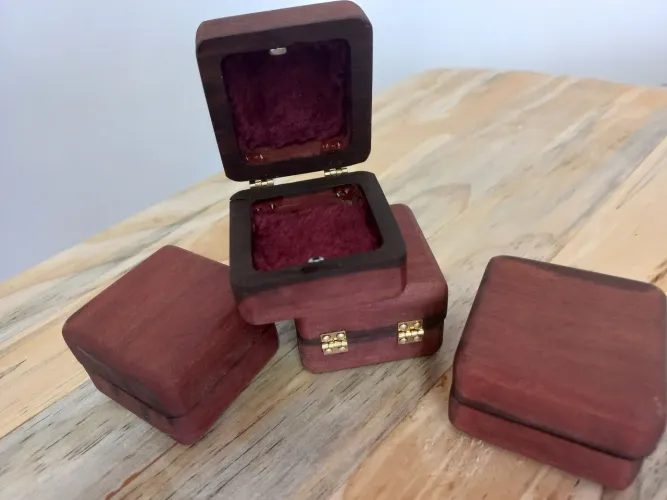 Porta Alianças Madeira Rústica Caixa para Pedido Casamento