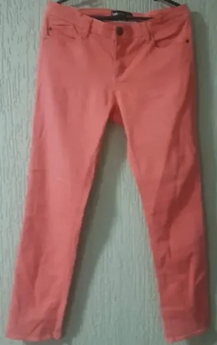 calça lee gold feminina, alaranjada, tamanho 42,cintura 86 cm quadril 104 cm, comprimento 