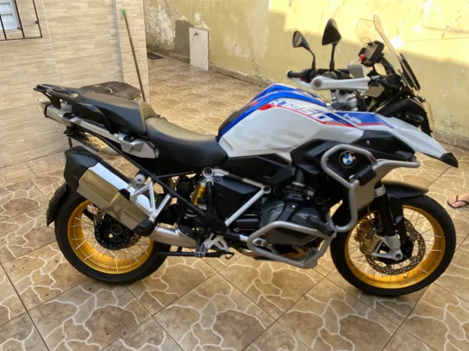 BMW r1250 em excelente estado