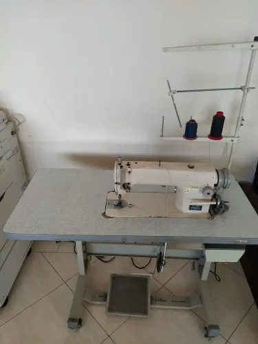 Vendo máquina costura reta industrial