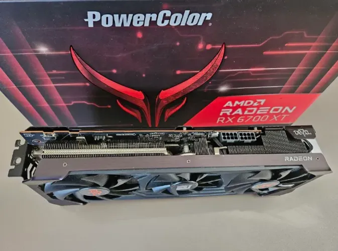 Placa de vídeo rx 6700 xt 12gb red devil powercolor radeon