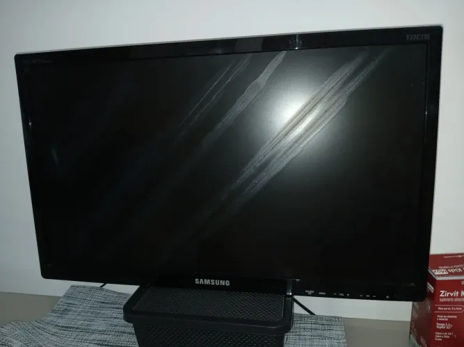 Tv Samsung 24 polegadas Full Hd TV