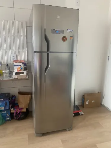 Geladeira Electrolux frost free inox duplex 371L