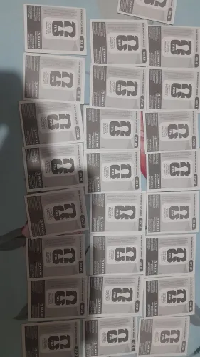 25 figurinhas por apenas 20 reais todas 