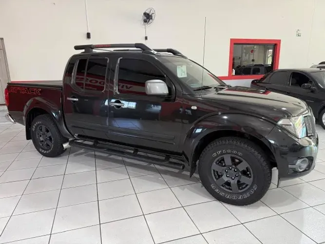 Nissan Frontier SV At.cd 4X4 2.5 TB Diesel Mec. 2014