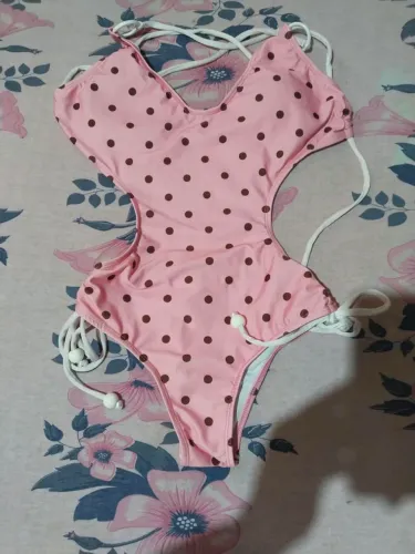 Tenho mais de 600 pessas de roupas normal e moda praia adulto e infantil tamanho p,m e g