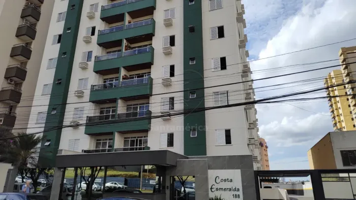 Apartamento à venda no Edifício Costa Esmeralda com 3 quartos, na Gleba Palhano em Londrin