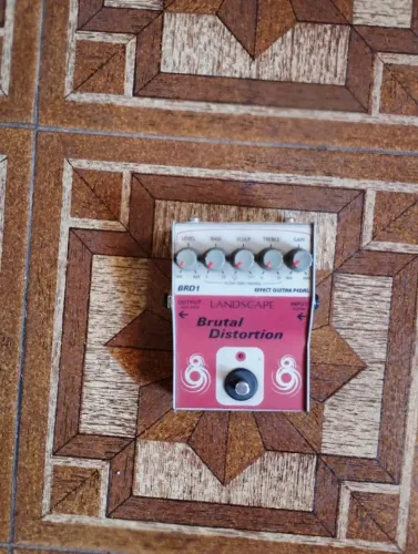 pedal guitarra distorção brutal