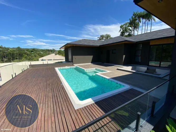 Casa para Venda em Bragança Paulista, Condomínio Jardim das Palmeiras, 4 dormitórios, 3 su